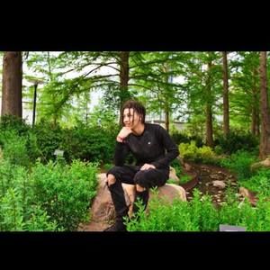 Meet your Posher, Jerome